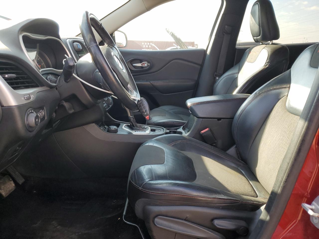 2015 Jeep Cherokee Trailhawk VIN: 1C4PJMBS8FW785956 Lot: 91039145