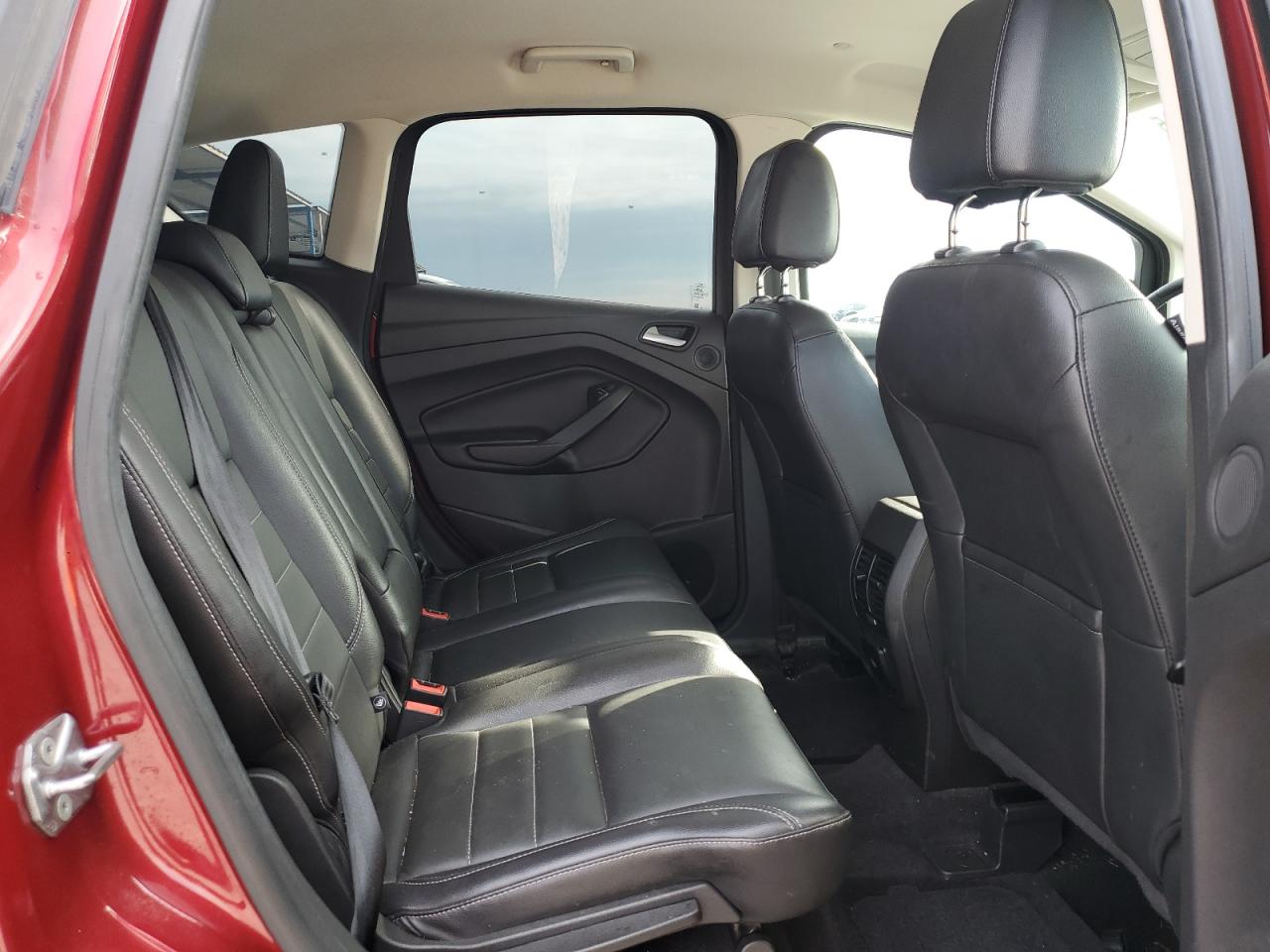 2016 Ford C-Max Premium Sel VIN: 1FADP5CU7GL105884 Lot: 92472415