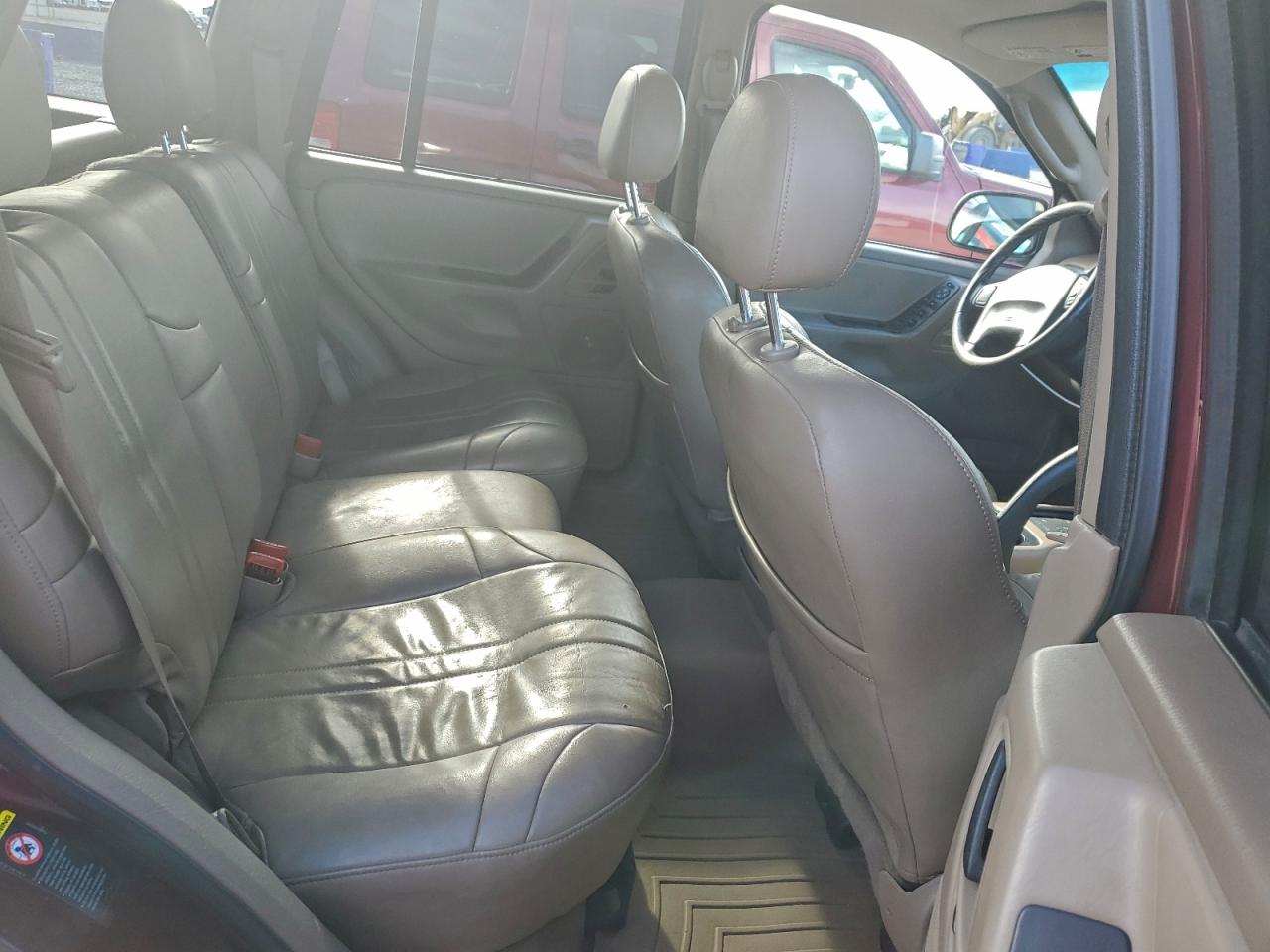 2002 Jeep Grand Cherokee Laredo VIN: 1J8GW48S12C304295 Lot: 94407115