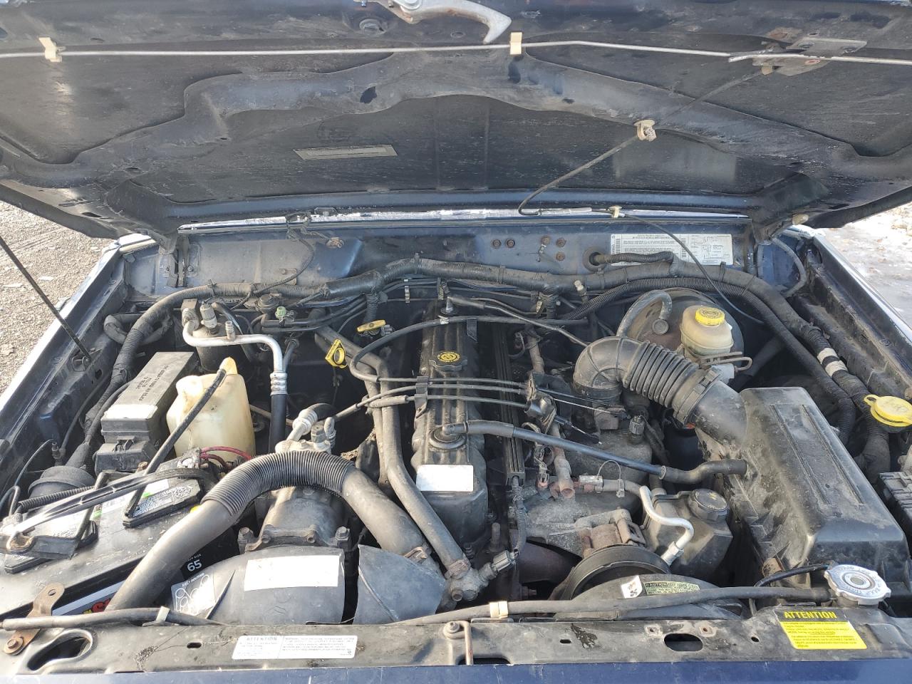 2000 Jeep Cherokee Classic VIN: 1J4FF58S0YL143207 Lot: 92051735