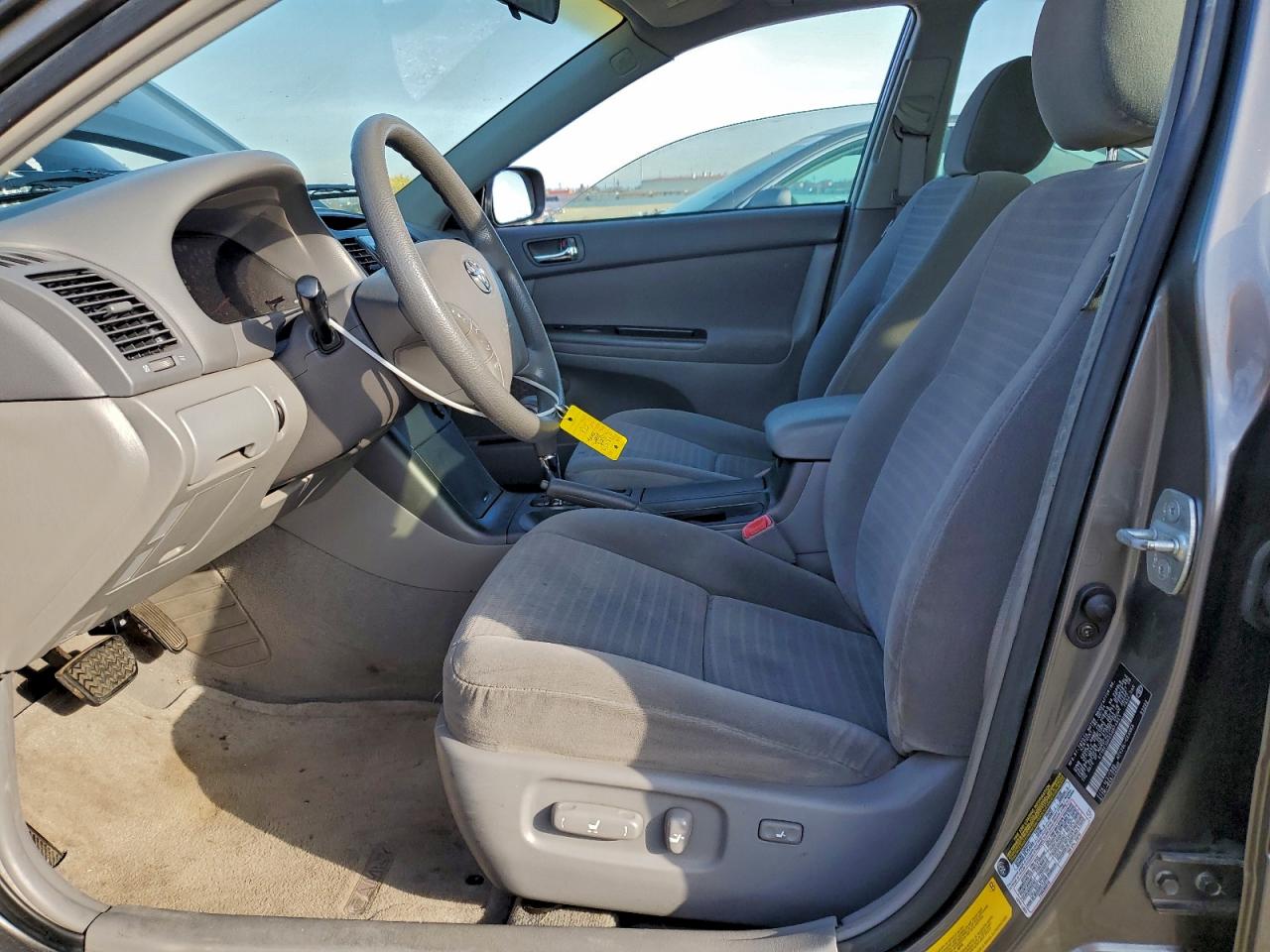 2005 Toyota Camry Le VIN: 4T1BE30K65U974851 Lot: 94541325