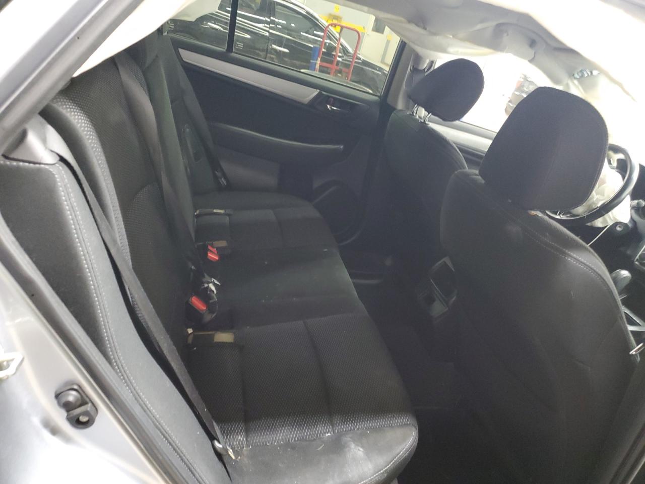 2018 Subaru Outback 2.5I Premium VIN: 4S4BSAHCXJ3200547 Lot: 92164045