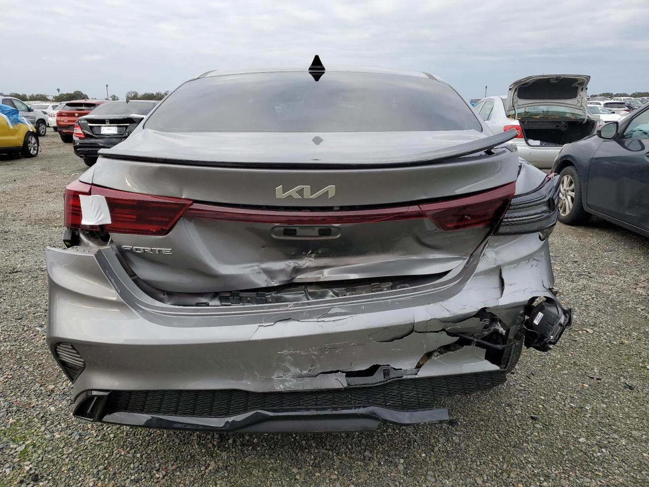 2023 Kia Forte Gt Line VIN: 3KPF54AD6PE663062 Lot: 92760005