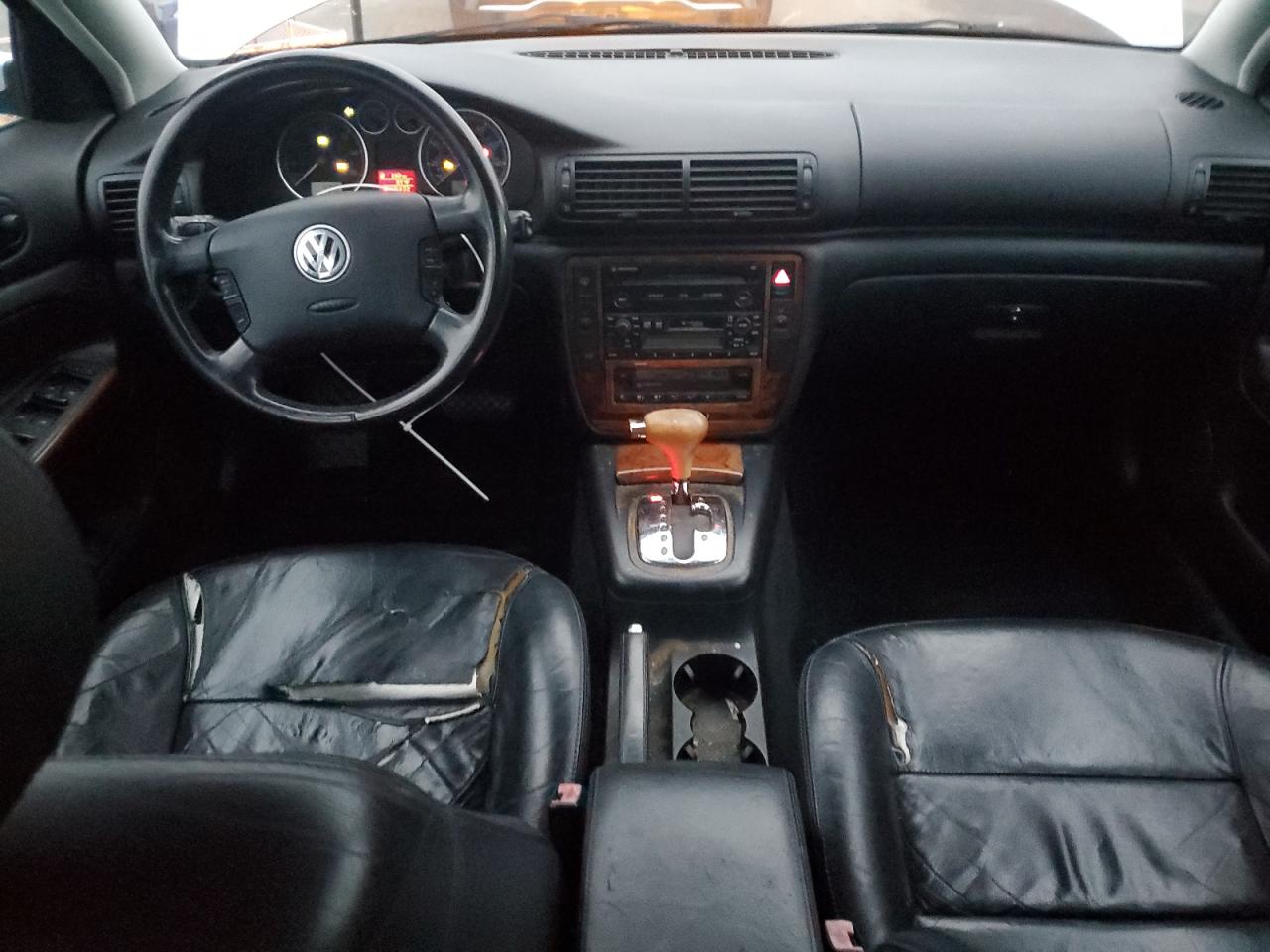 2001 Volkswagen Passat Glx VIN: WVWWH63B11E264156 Lot: 93863465