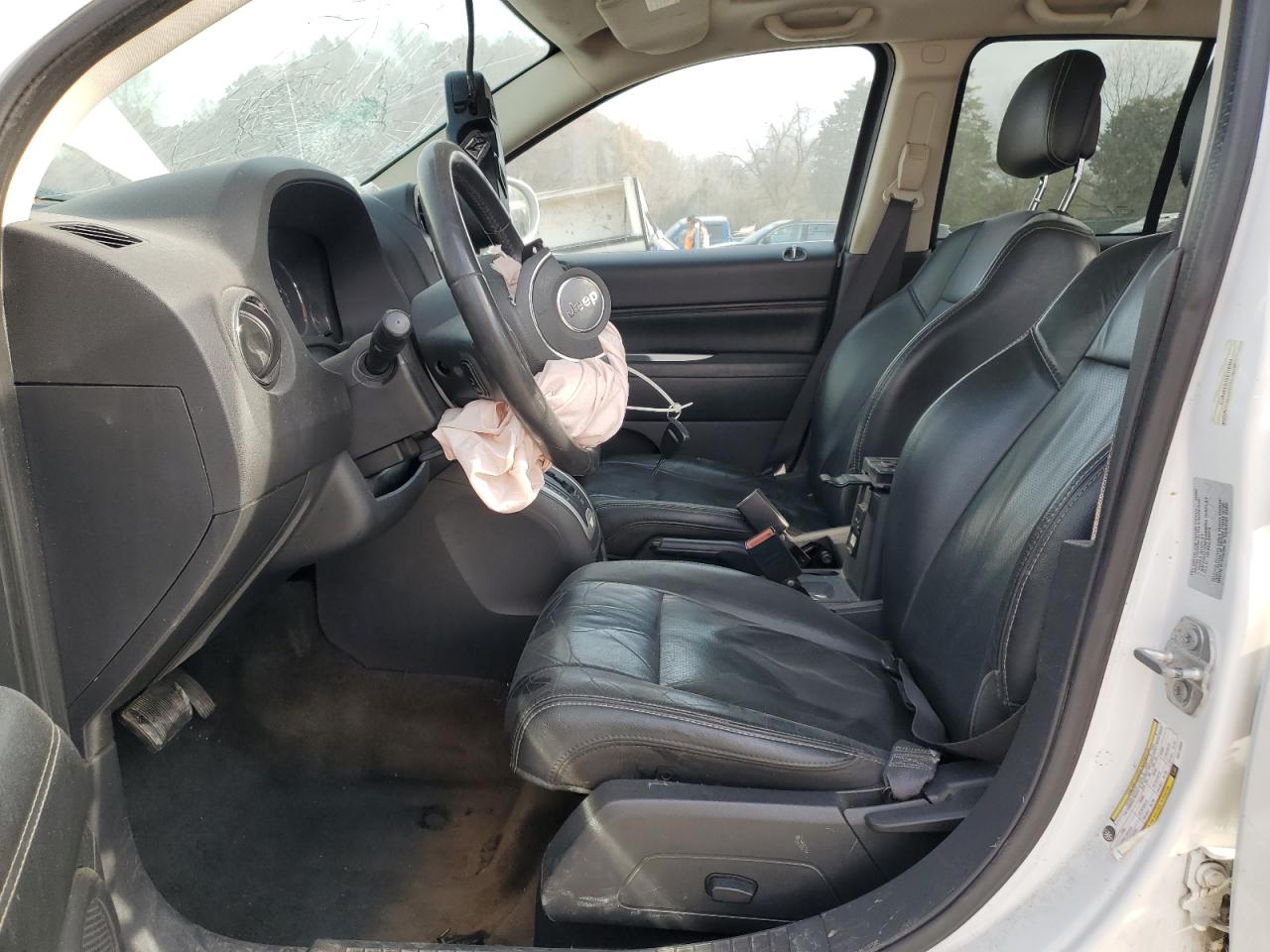 2017 Jeep Compass Latitude VIN: 1C4NJDEB1HD110354 Lot: 92292165