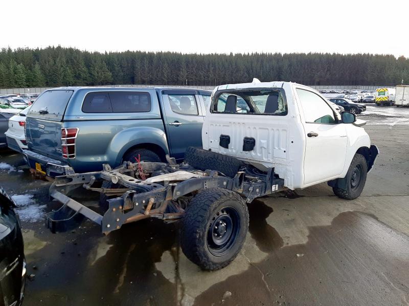 2024 TOYOTA HILUX ACTIVE PICK UP 2.4 D-4D