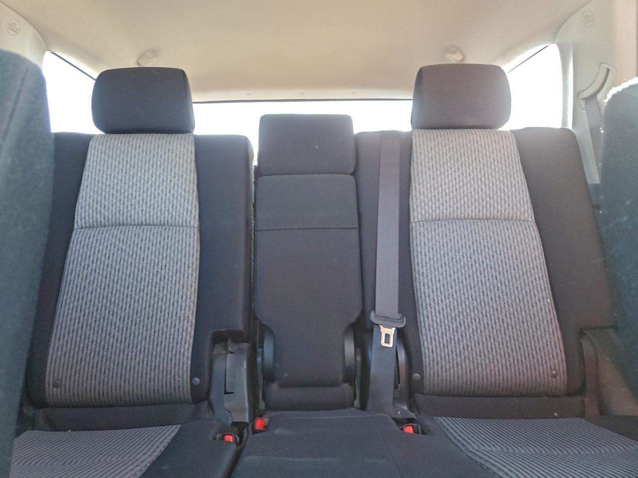 2015 Toyota 4Runner Sr5 VIN: JTEZU5JR1F5104770 Lot: 94368215