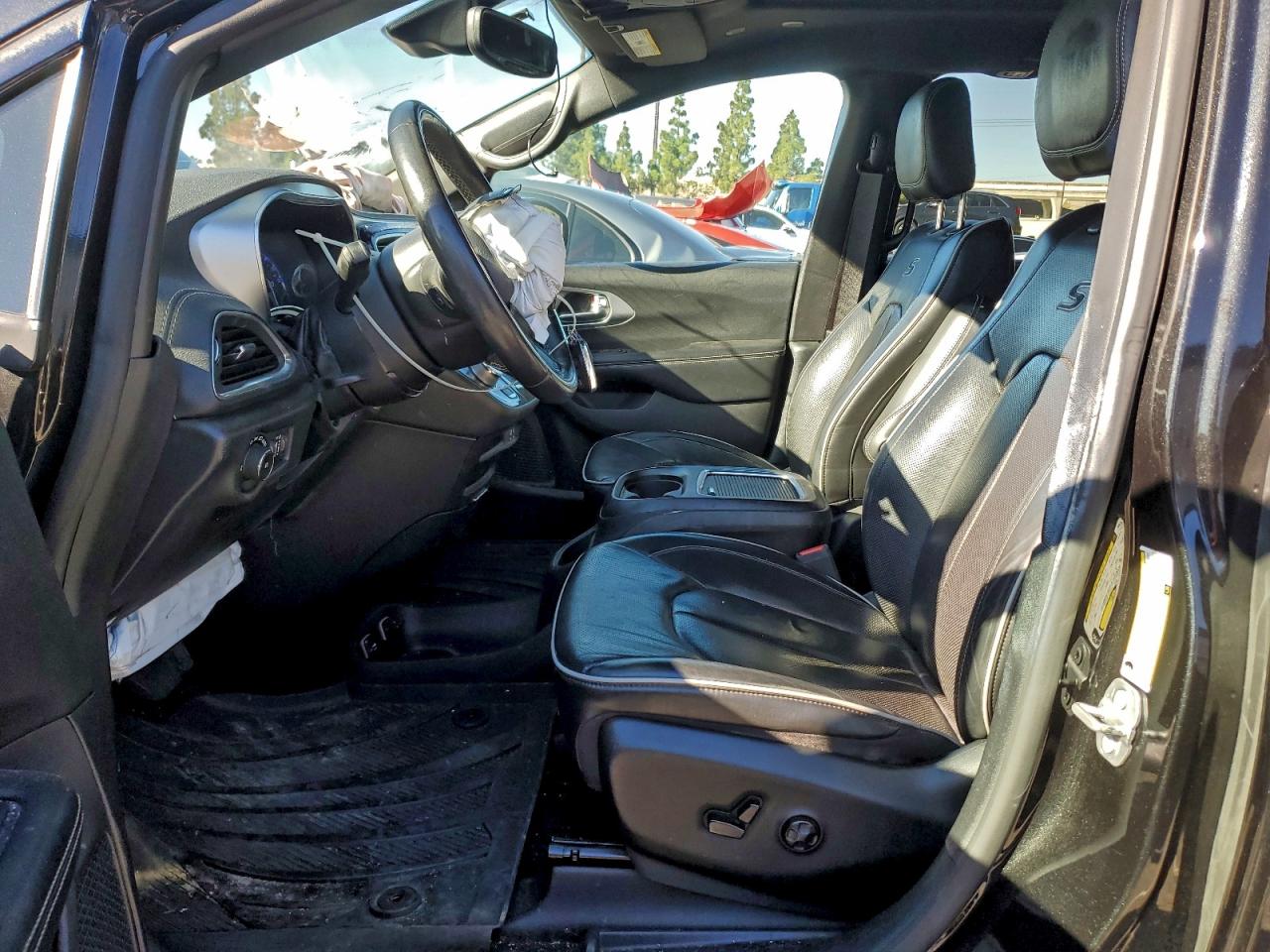 2020 Chrysler Pacifica Limited VIN: 2C4RC1GG1LR126403 Lot: 94106305