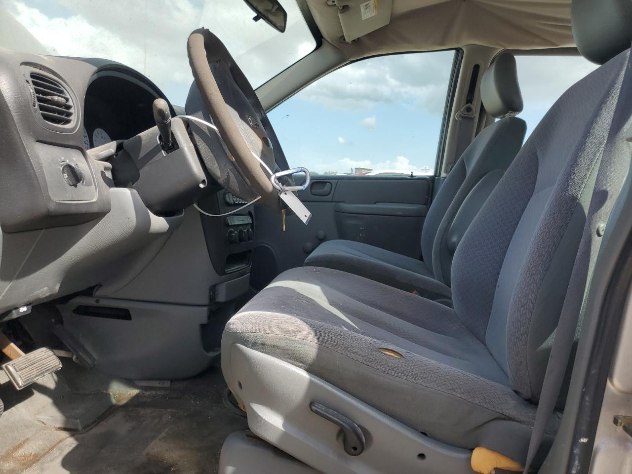 2005 Dodge Caravan Se VIN: 1D4GP25B25B428375 Lot: 91076195