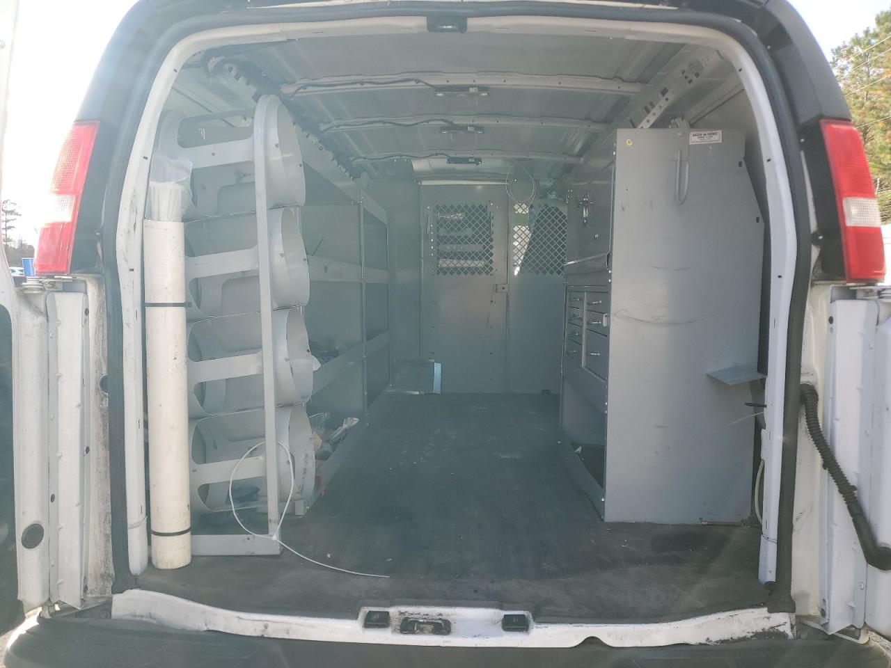 2022 Chevrolet Express Delivery Van VIN: 1GCWGAFP1N1146781 Lot: 92235715