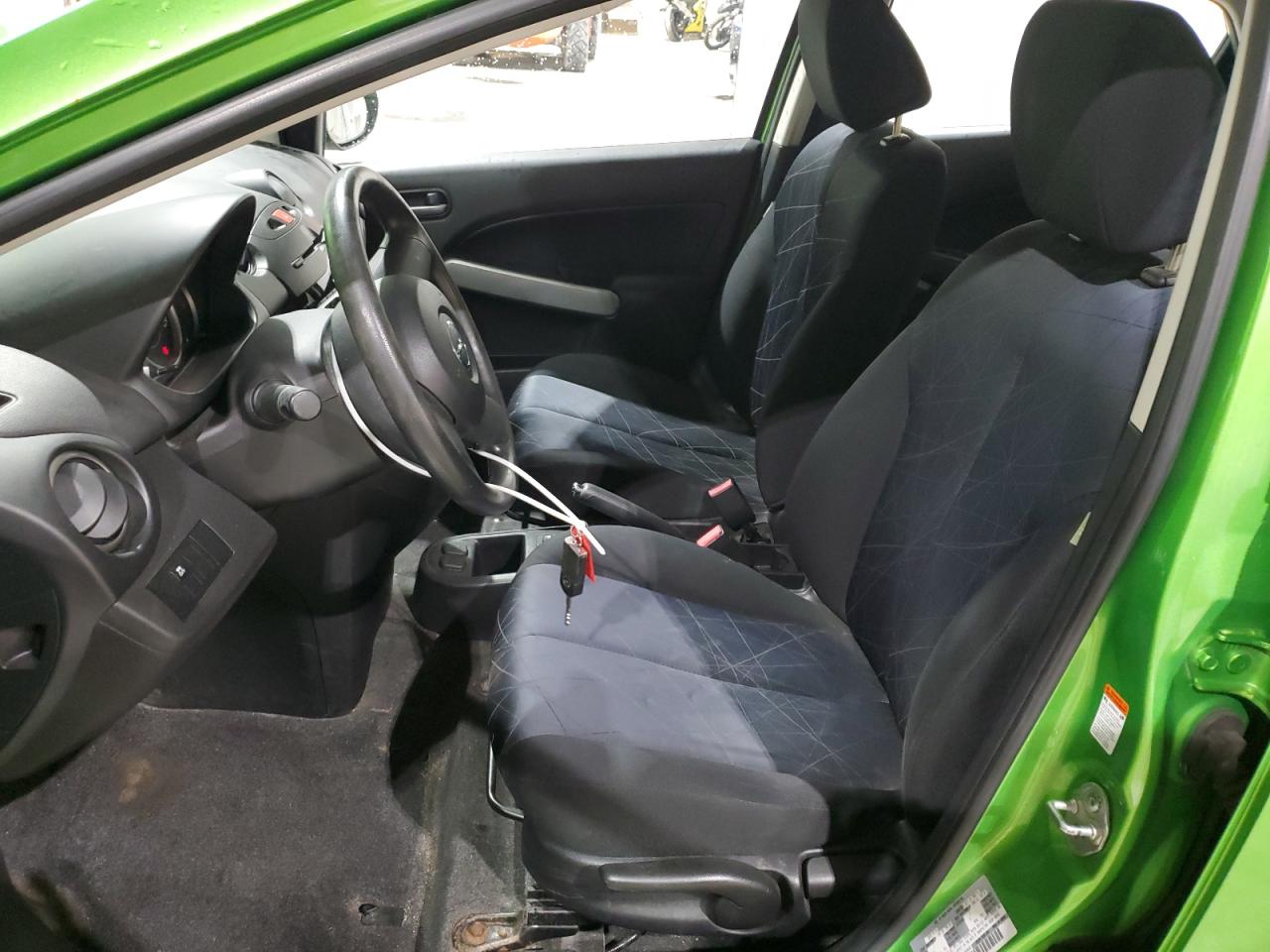 2011 Mazda Mazda2 VIN: JM1DE1HZ2B0104794 Lot: 92158555