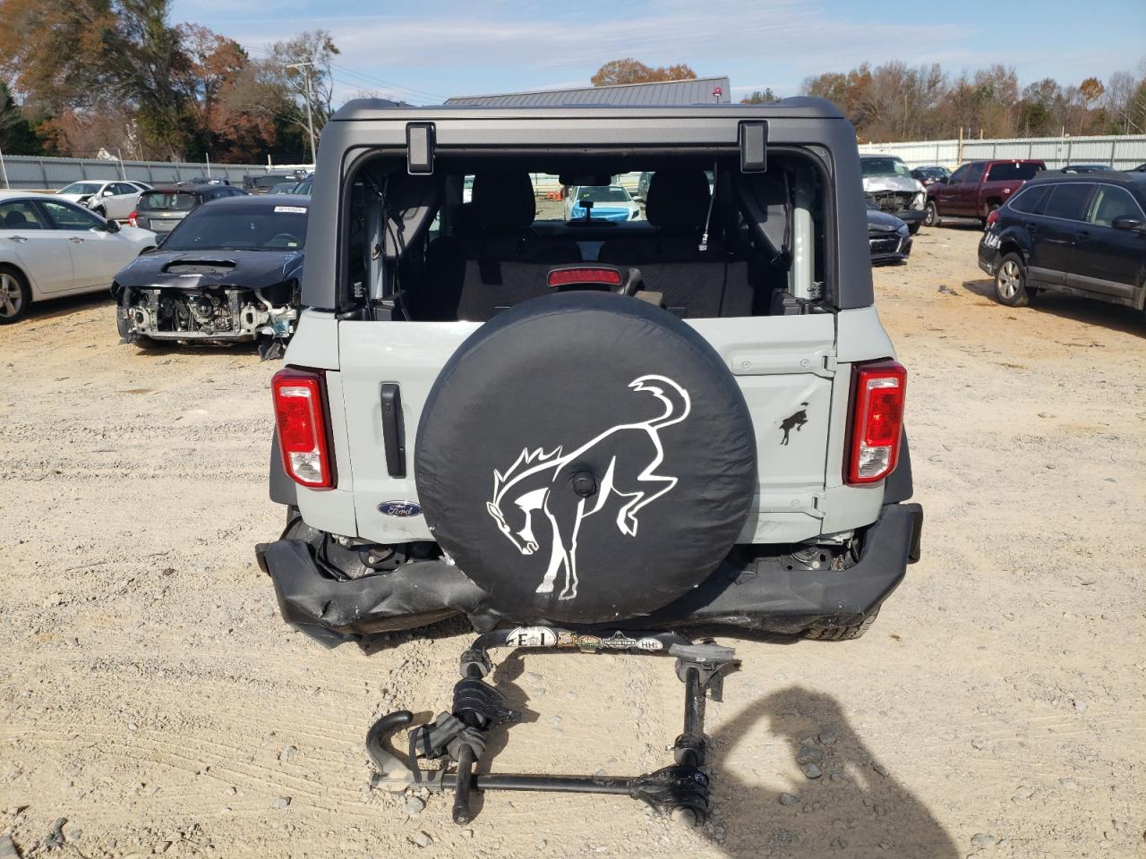 2022 Ford Bronco Base VIN: 1FMDE5AH2NLB12143 Lot: 92242655