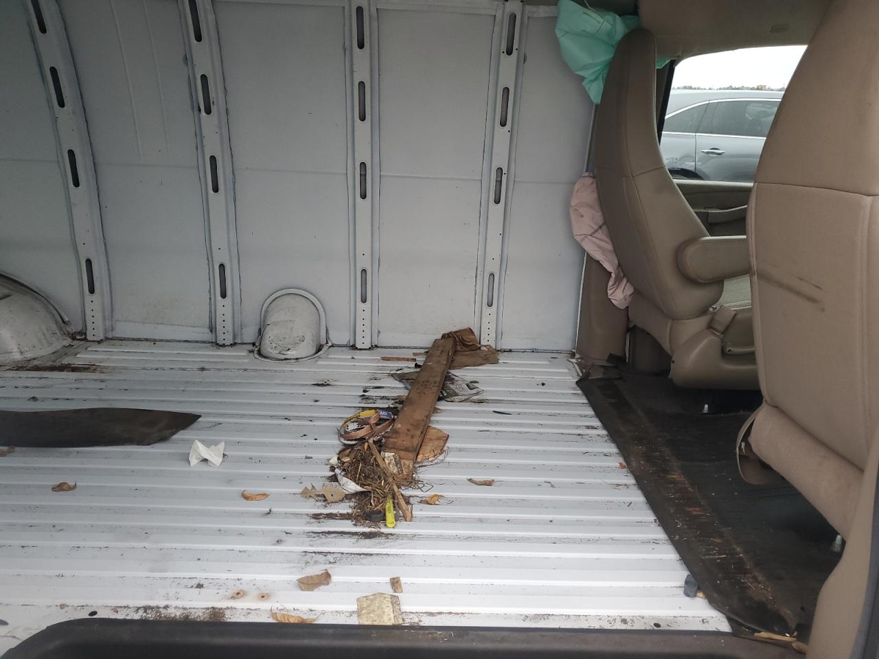 2020 Chevrolet Express G3500 VIN: 1GCZGHFG8L1150877 Lot: 92930835