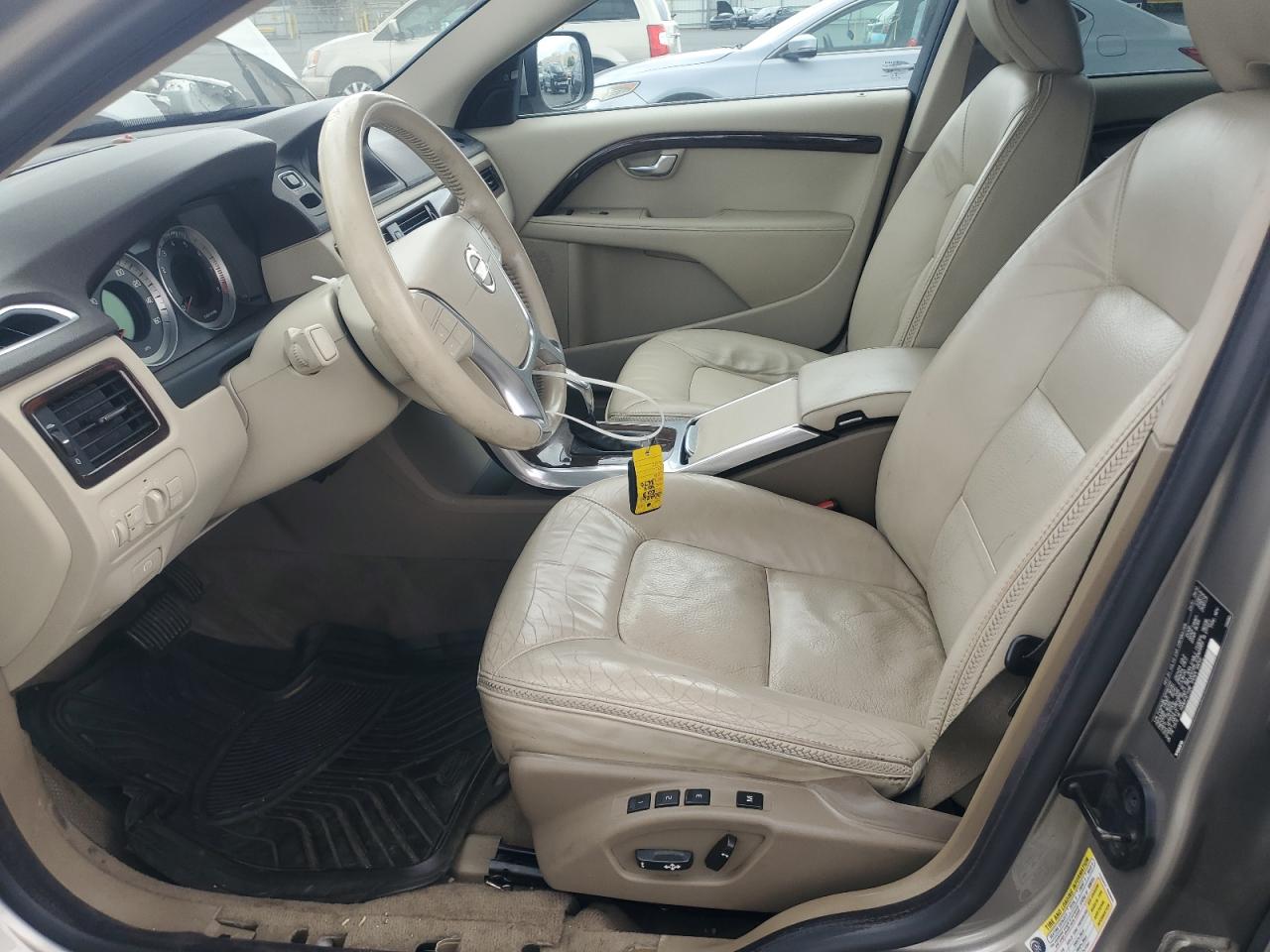 2013 Volvo Xc70 3.2 VIN: YV4940BL5D1152131 Lot: 93688535