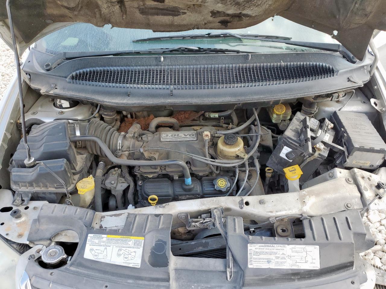 2004 Chrysler Town & Country Touring VIN: 2C4GP54L84R604127 Lot: 92996695