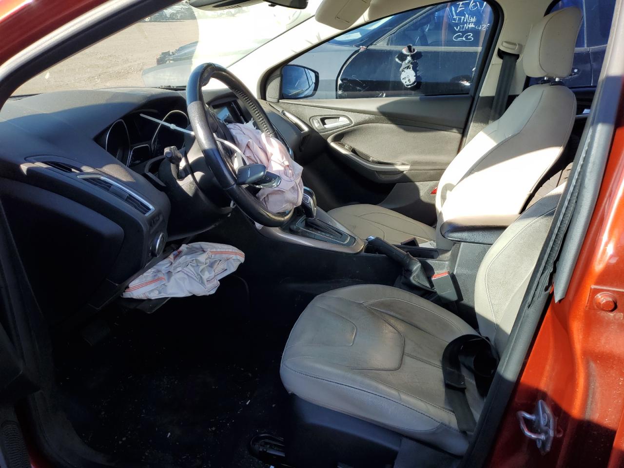 2018 Ford Focus Titanium VIN: 1FADP3J25JL270846 Lot: 91349285