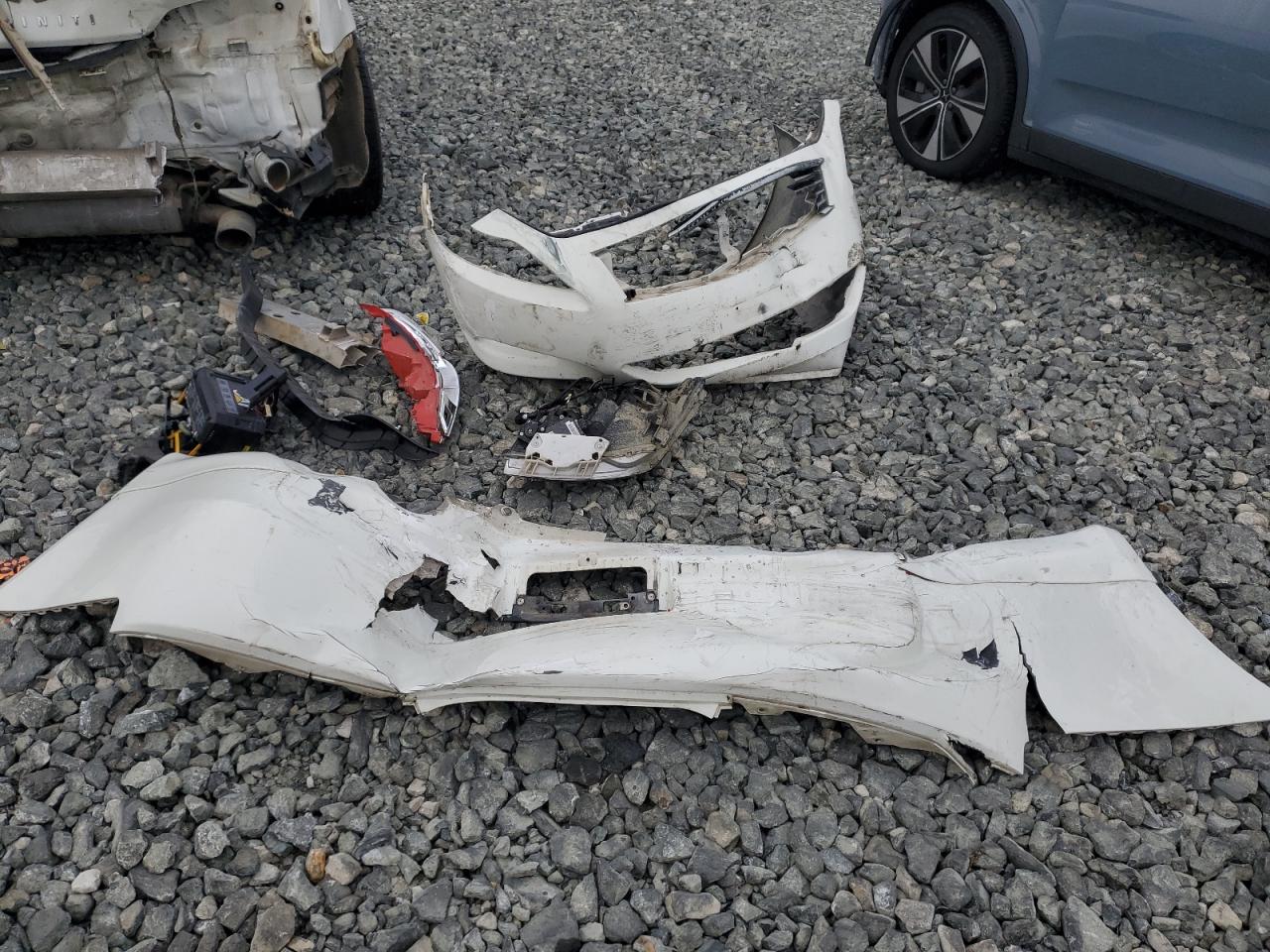 2008 Infiniti G37 Base VIN: JNKCV64E48M104551 Lot: 90513125