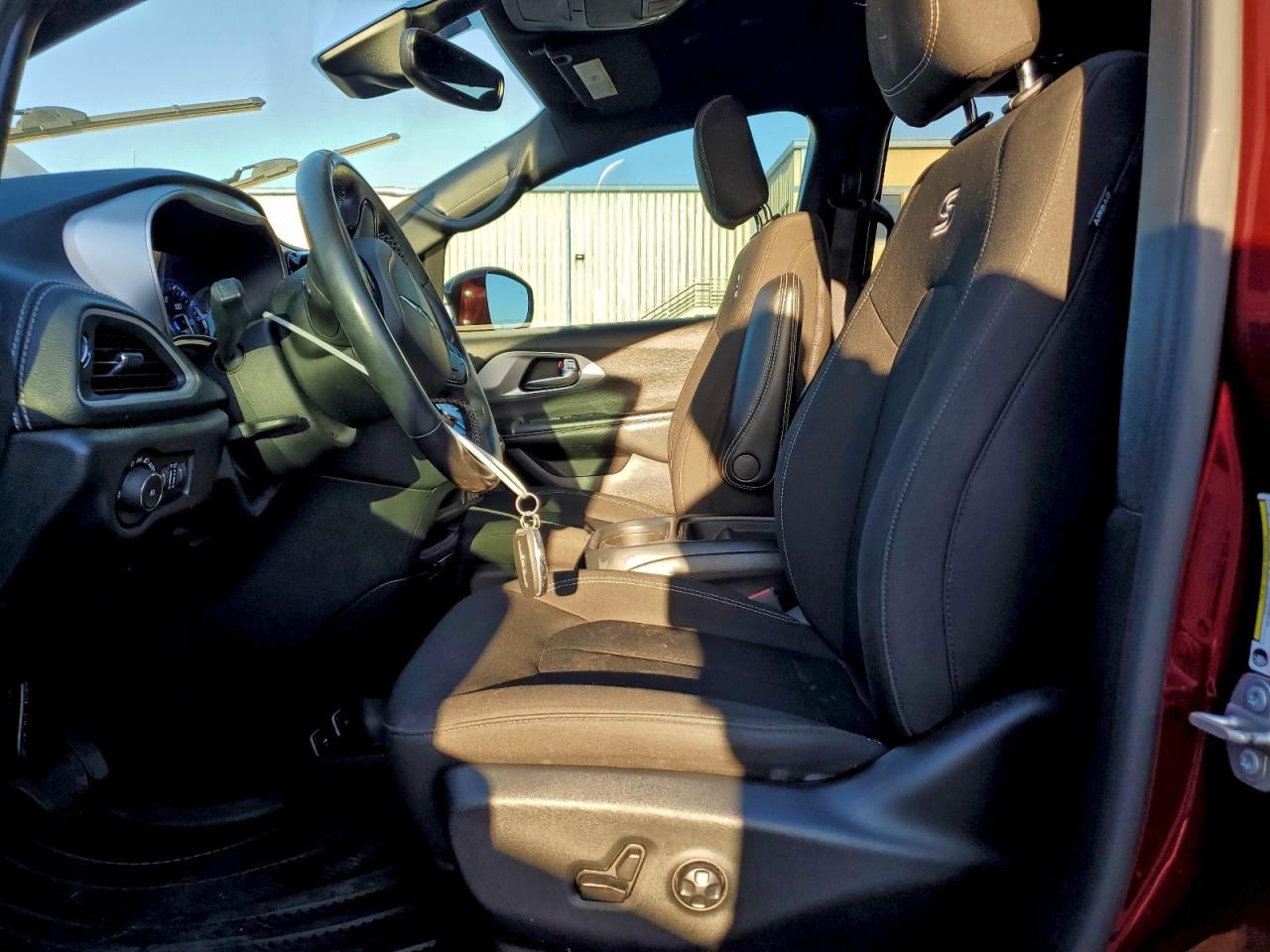 2021 Chrysler Pacifica Touring VIN: 2C4RC1FGXMR559382 Lot: 91876305