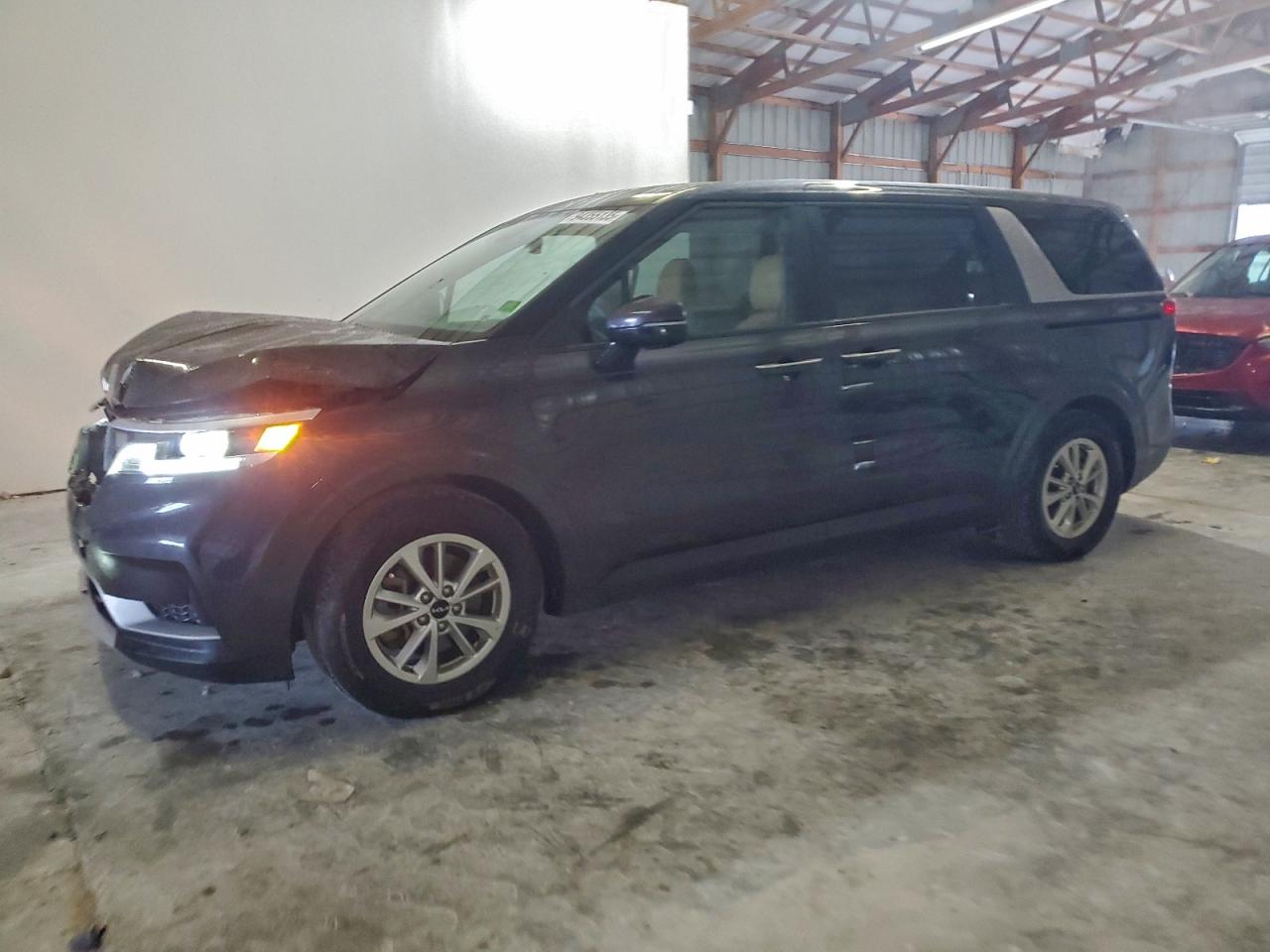 2022 Kia Carnival Lx