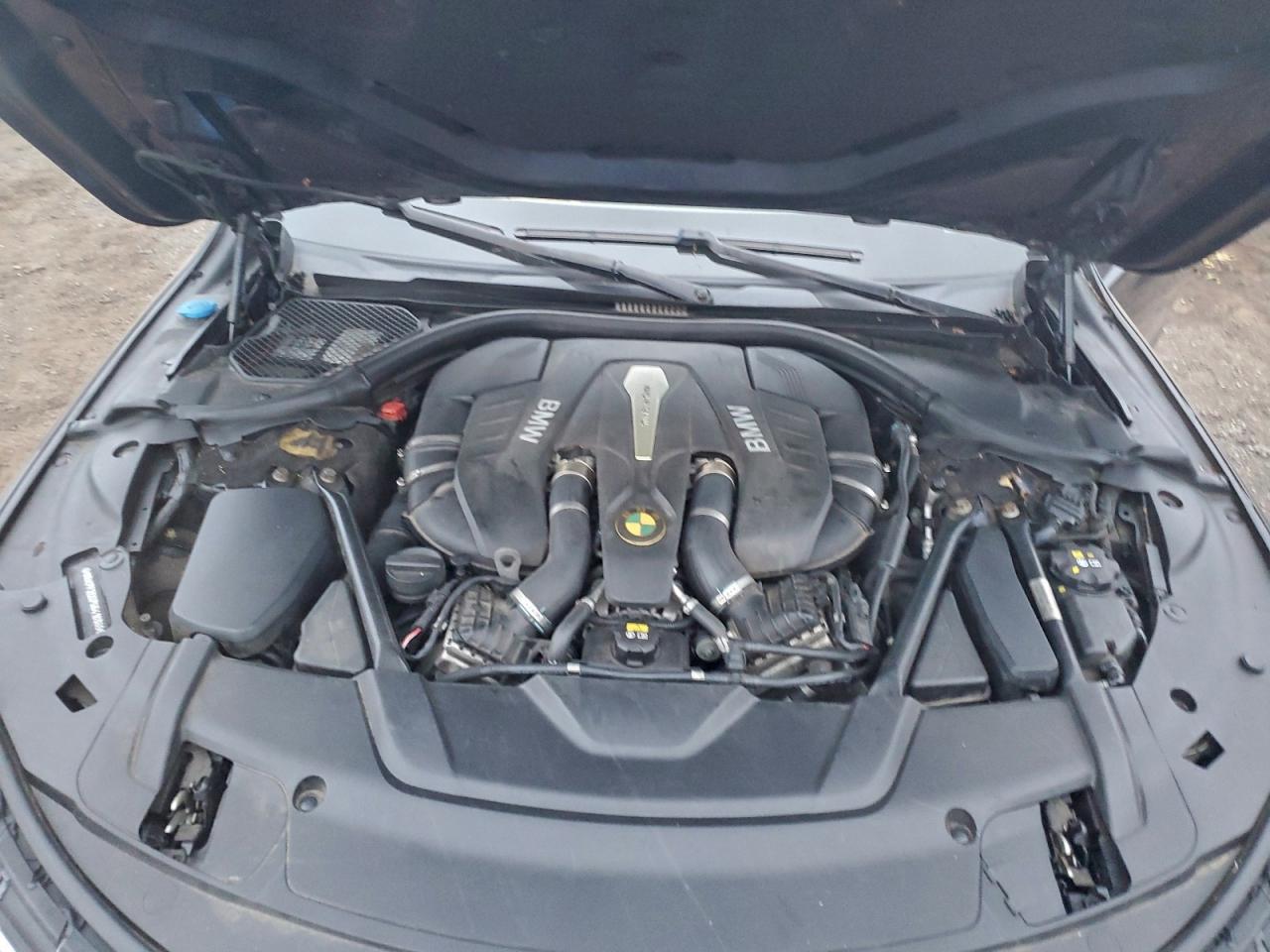 Фото: WBA7F2C57GG418389