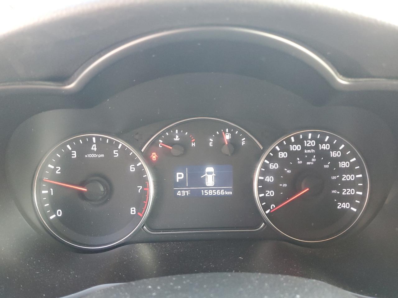 2014 Kia Rondo VIN: KNAHU8A3XE7046185 Lot: 93220655