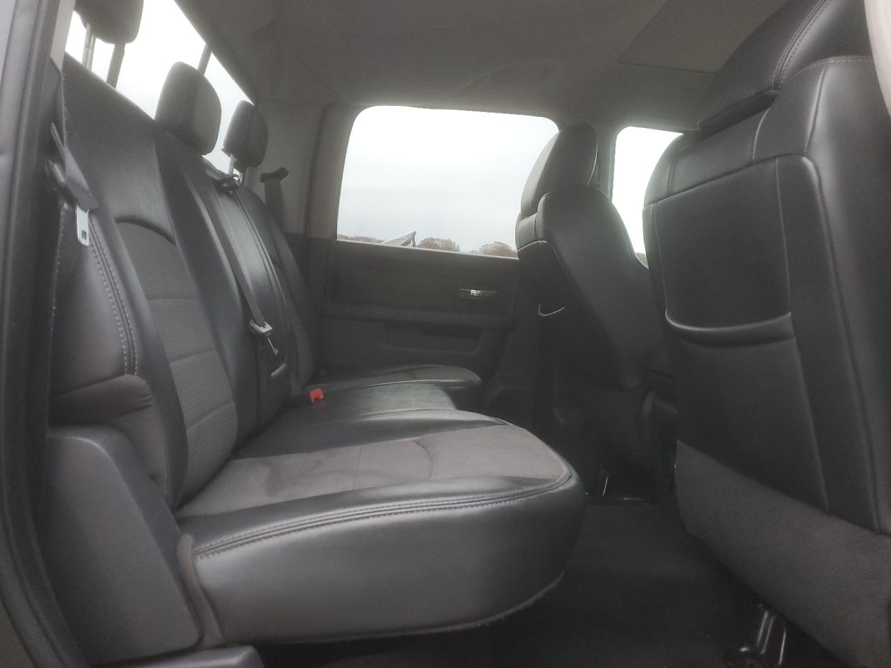 2010 Dodge Ram 1500 VIN: 1D7RV1CT5AS172606 Lot: 92045265