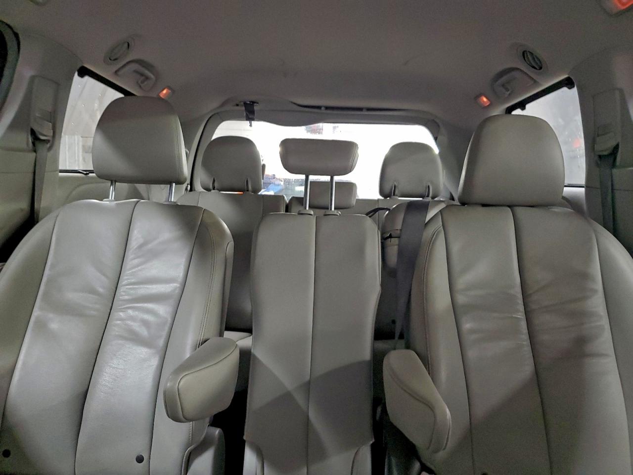 2011 Toyota Sienna Xle VIN: 5TDYK3DCXBS051525 Lot: 94457215