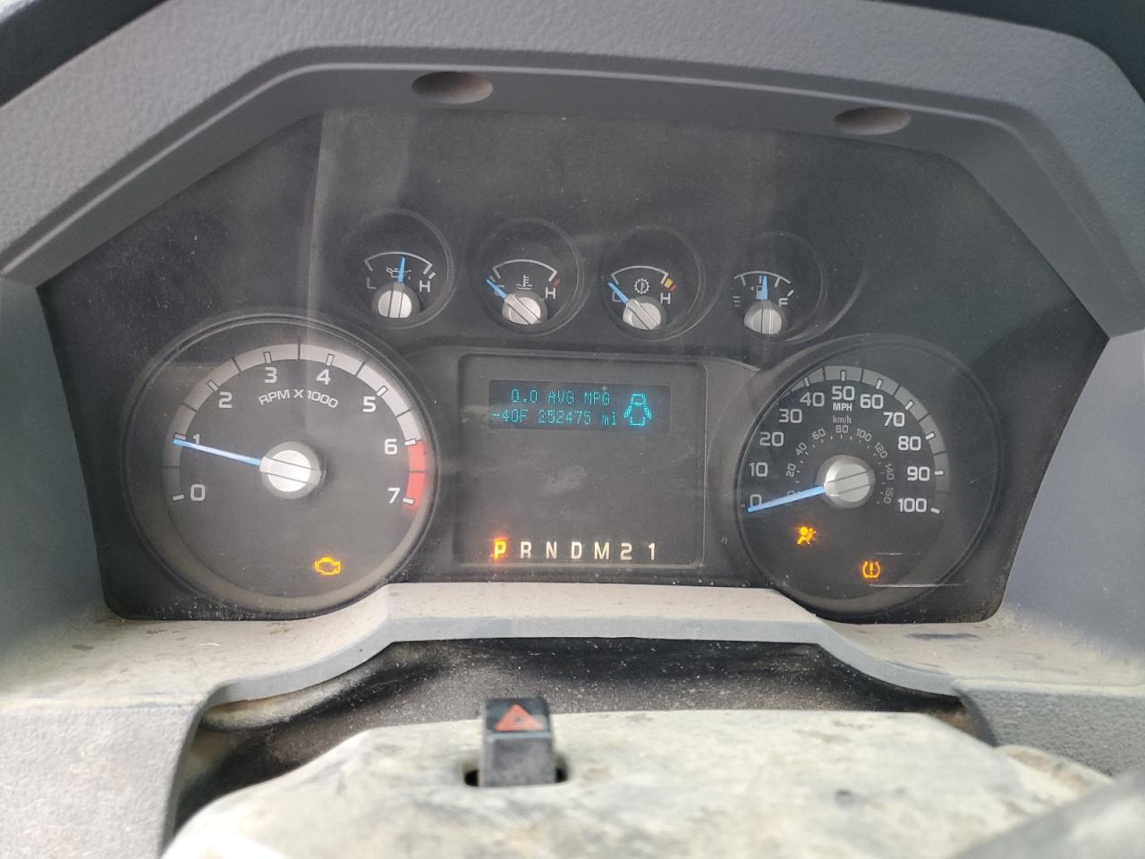 2014 Ford F250 Utility / Service Truck VIN: 1FTBF2A64EEA83271 Lot: 93315095