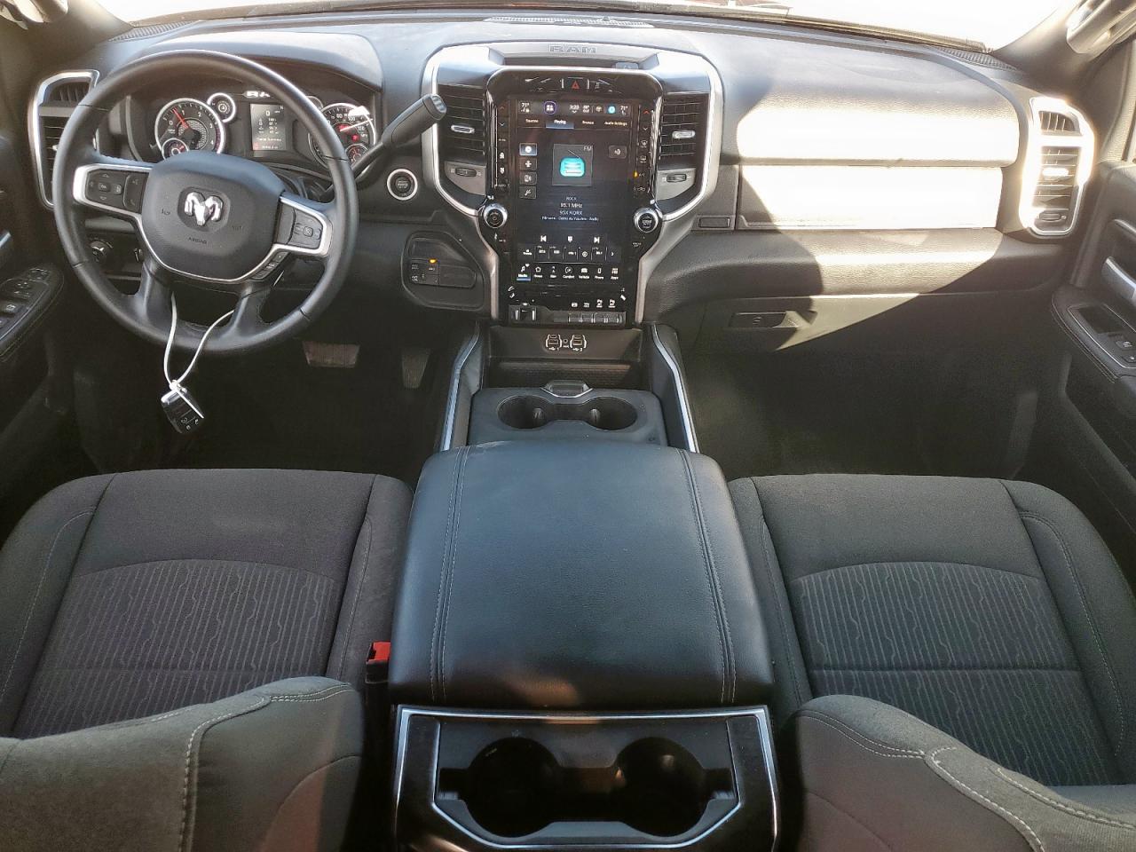 2024 Ram 3500 Big Horn VIN: 3C63RRHL2RG391643 Lot: 92951255