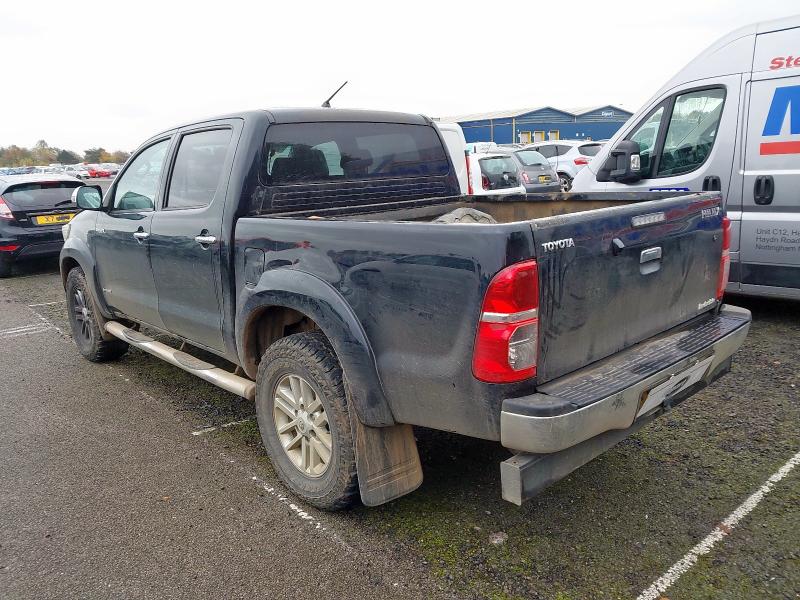 2015 TOYOTA HILUX INVINCIBLE D/CAB PICK UP 3.0 D-4D 4WD 171
