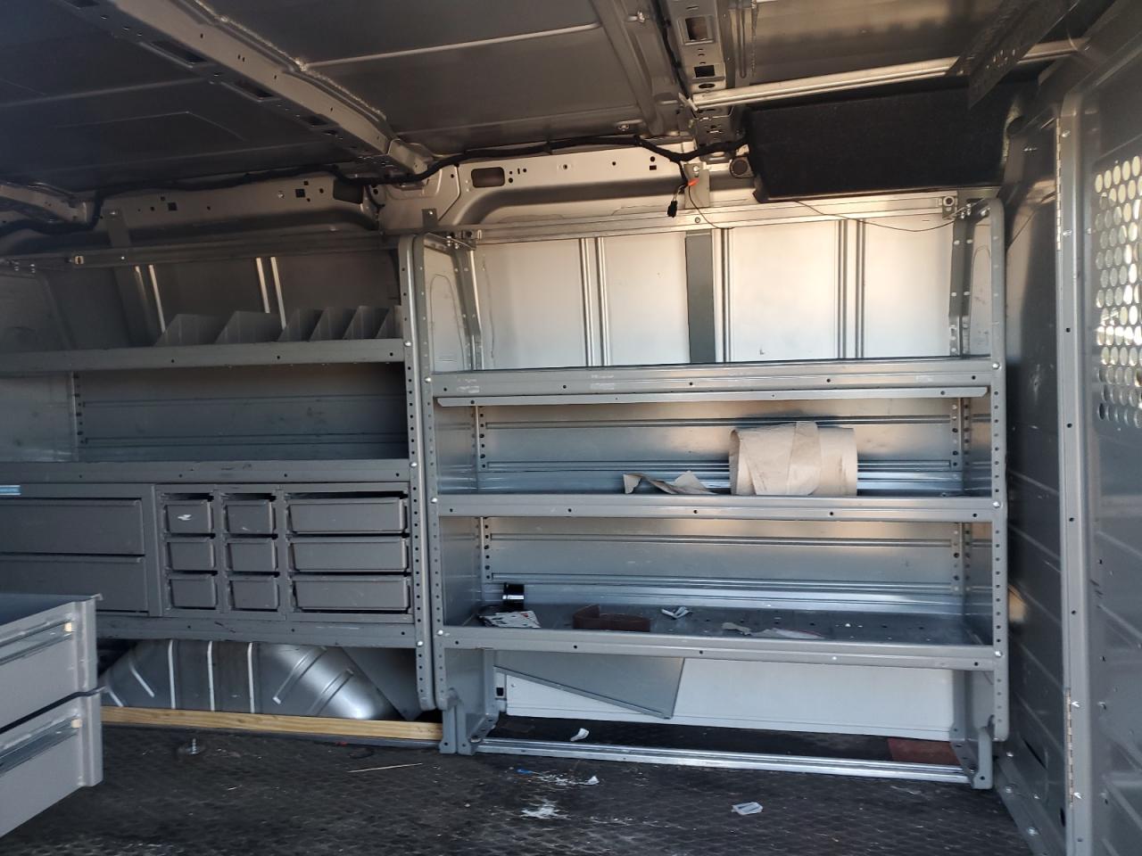 2016 Ford Transit T-250 Utility / Service Van VIN: 1FTYR1YMXGKA44432 Lot: 92572365