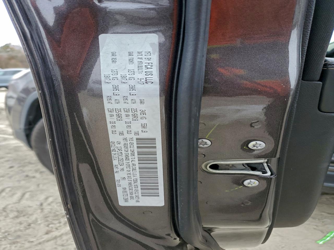 2018 Jeep Cherokee Latitude VIN: 1C4PJMCX1JD521234 Lot: 93882955