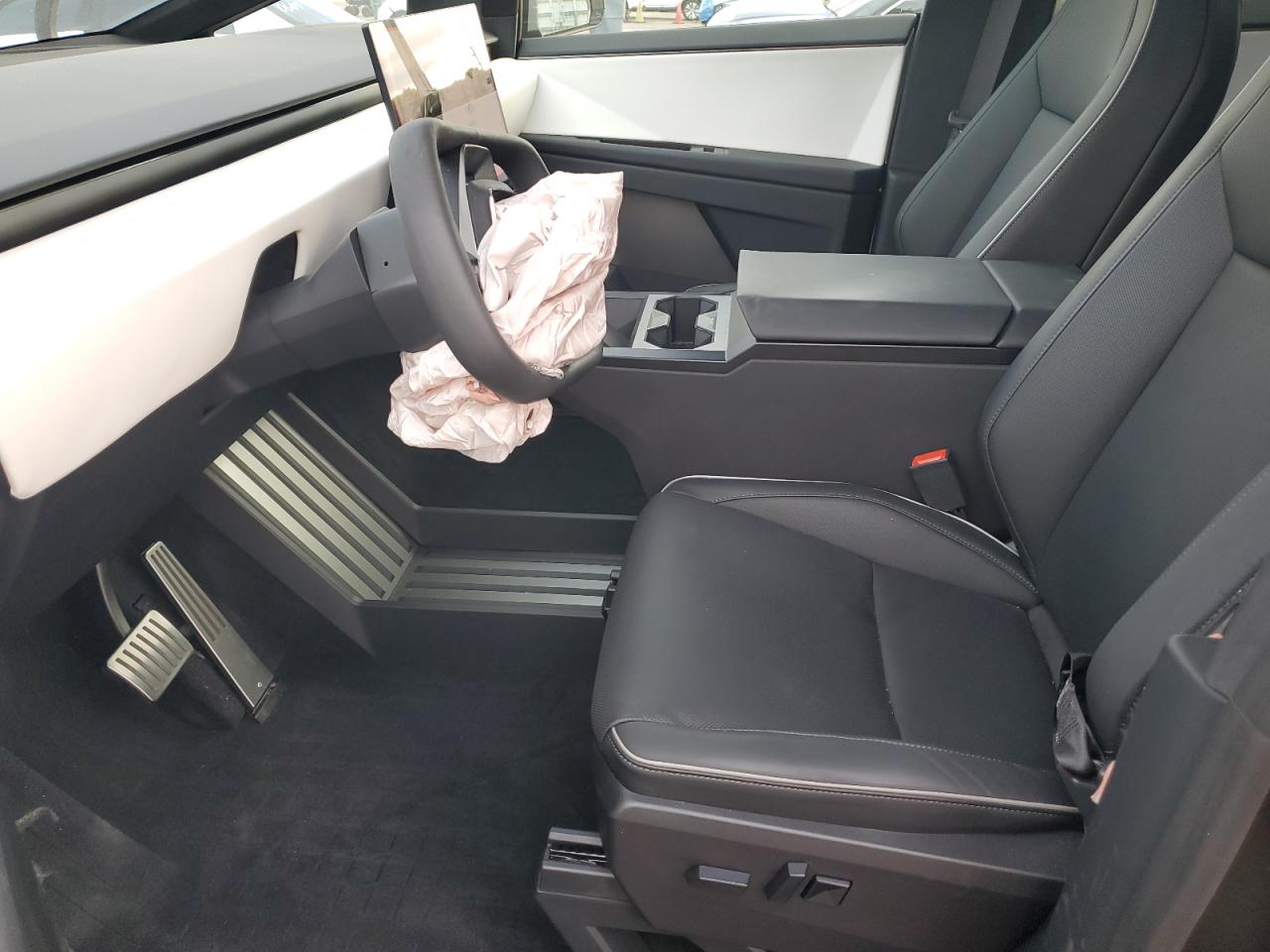 2024 Tesla Cybertruck VIN: 7G2CEHEDXRA019561 Lot: 91157085