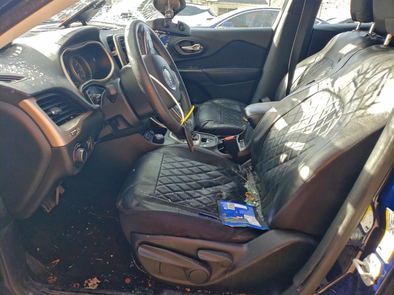 2015 Jeep Cherokee Sport VIN: 1C4PJMAB5FW725120 Lot: 93917445