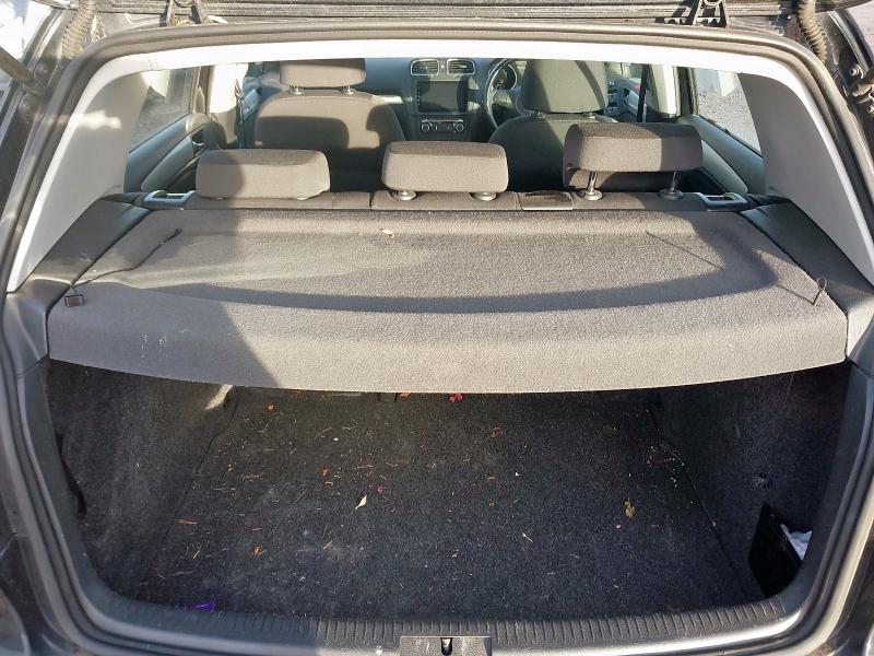 2011 VOLKSWAGEN GOLF SE TSI S-A 