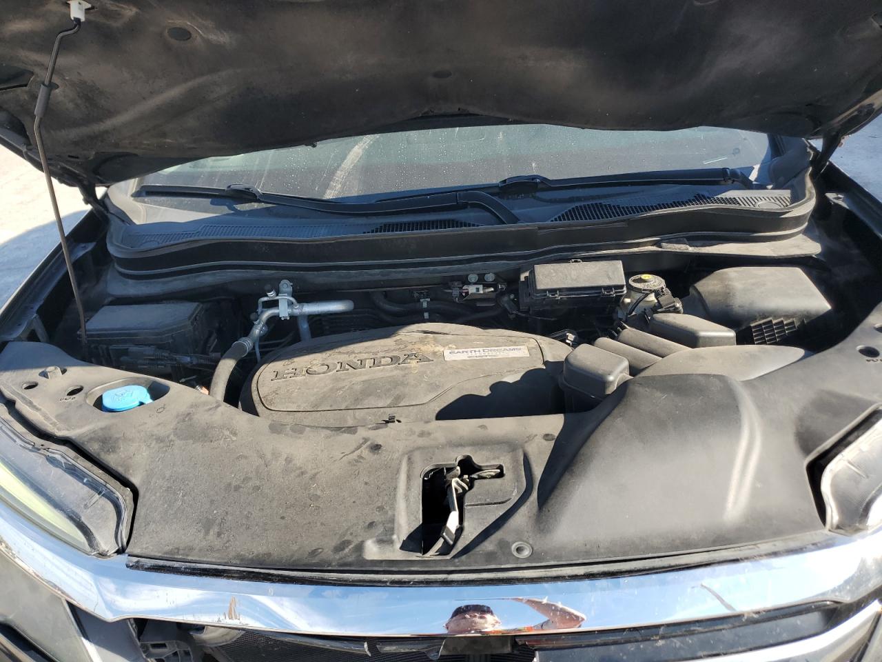 2016 Honda Pilot Touring VIN: 5FNYF5H91GB041492 Lot: 91145365