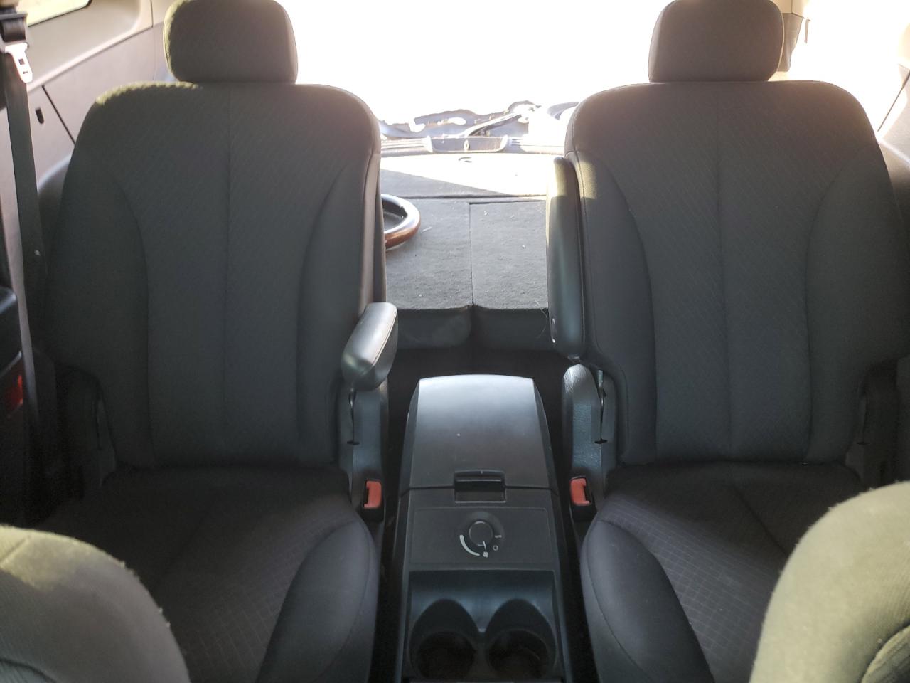 2006 Chrysler Pacifica Touring VIN: 2A4GM68486R614607 Lot: 92939335