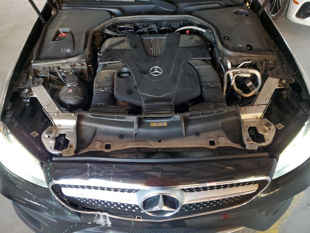 2018 Mercedes-Benz E 400 VIN: WDD1K6FB9JF043704 Lot: 89834685