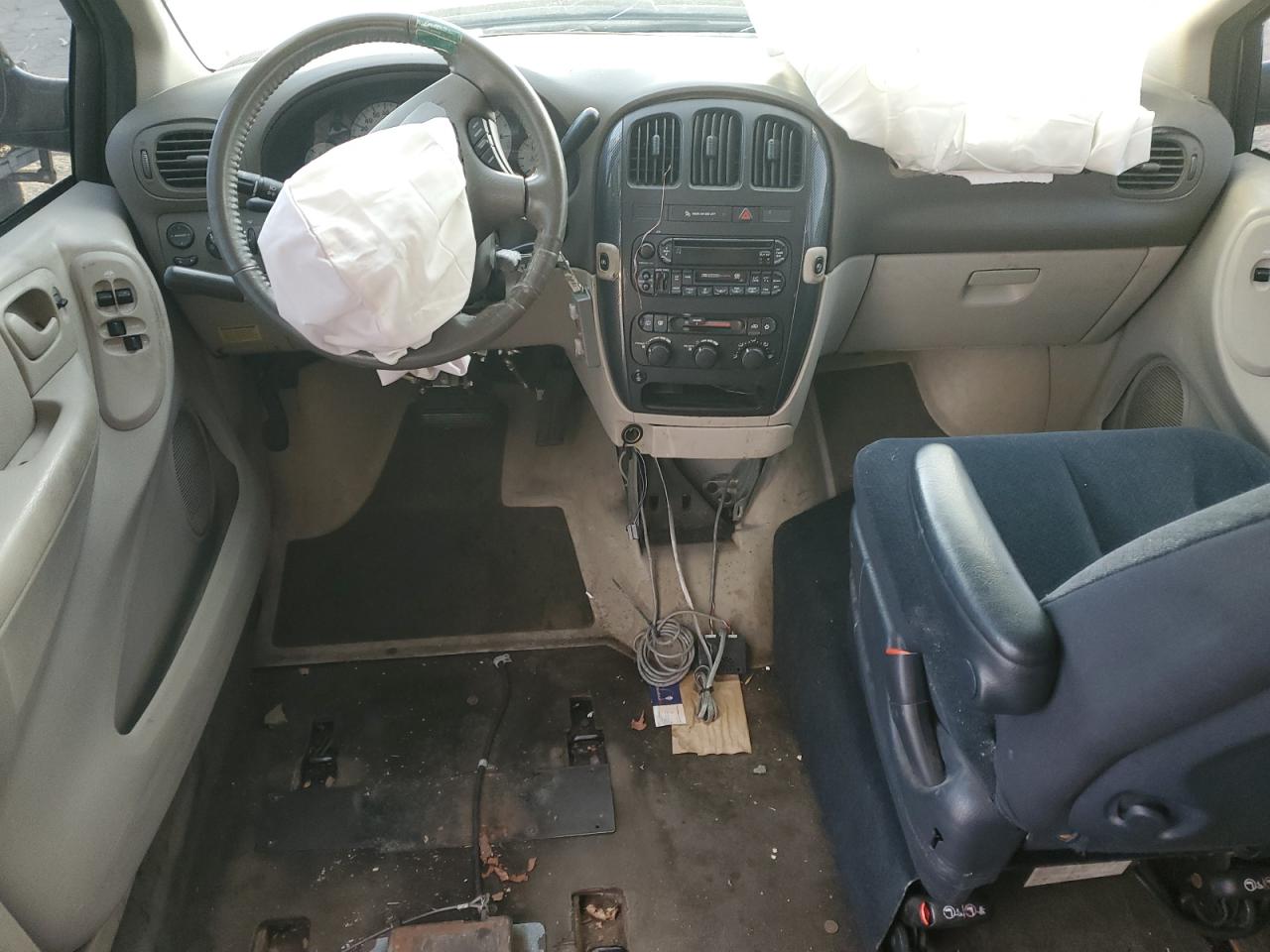 2005 Dodge Grand Caravan Sxt VIN: 2D4GP44L95R331455 Lot: 92017705