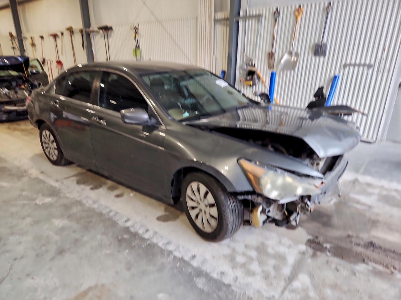 2009 Honda Accord Lx VIN: 1HGCP26319A094713 Lot: 94077085
