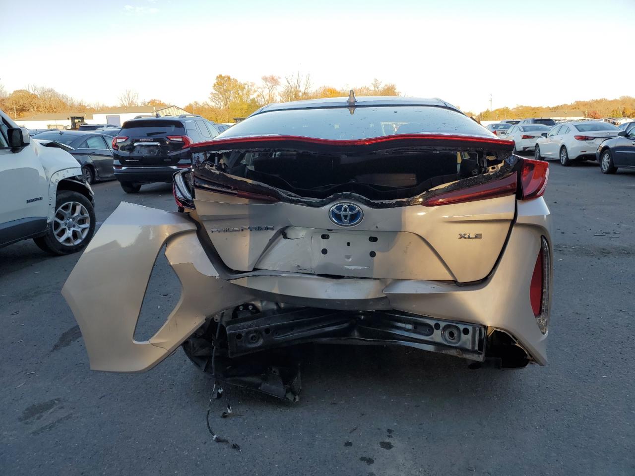 2022 Toyota Prius Prime Le VIN: JTDKAMFP3N3203035 Lot: 90902125