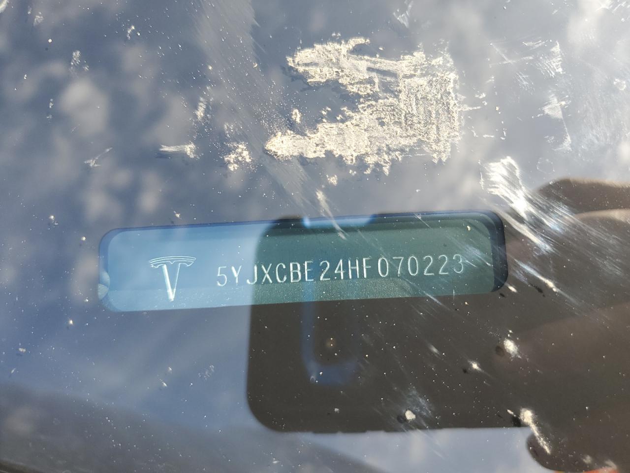 2017 Tesla Model X VIN: 5YJXCBE24HF070223 Lot: 89687385