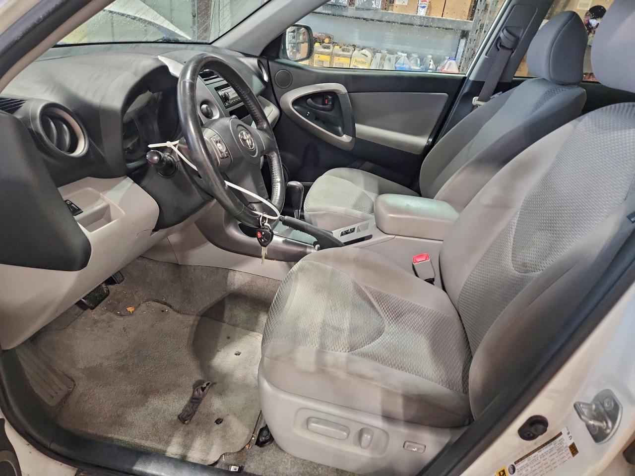 2008 Toyota Rav4 Limited VIN: JTMZK31V485021557 Lot: 93244275