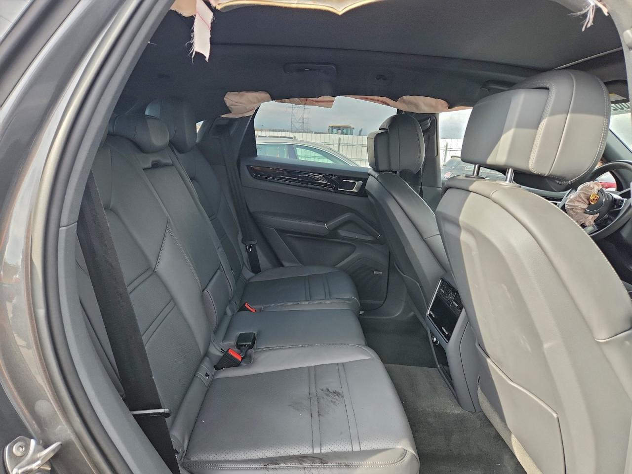 2019 Porsche Cayenne S VIN: WP1AB2AY8KDA63419 Lot: 93900625