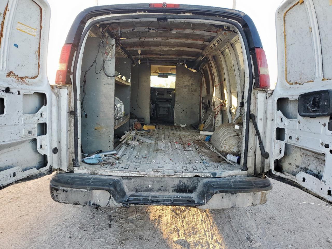 2005 Chevrolet Express G2500 VIN: 1GCGG29VX51221479 Lot: 91888415