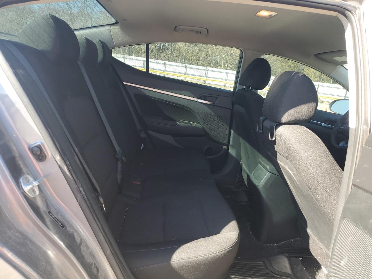 2019 Hyundai Elantra Sel VIN: 5NPD84LF9KH463844 Lot: 92597045