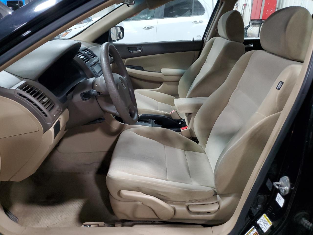 2005 Honda Accord Lx VIN: 1HGCM56415A146970 Lot: 92249145