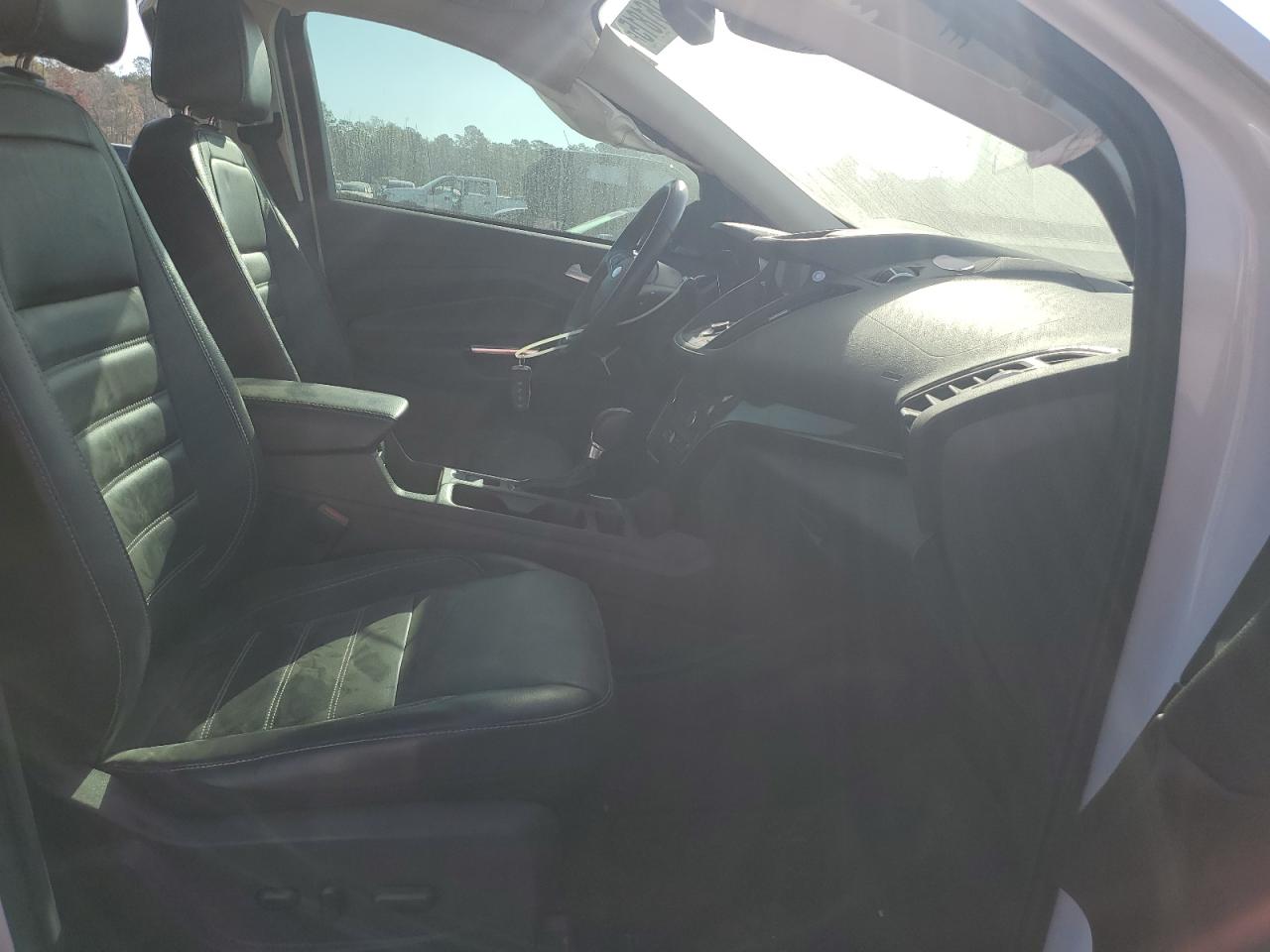 2017 Ford Escape Titanium VIN: 1FMCU9J94HUE56747 Lot: 91161815