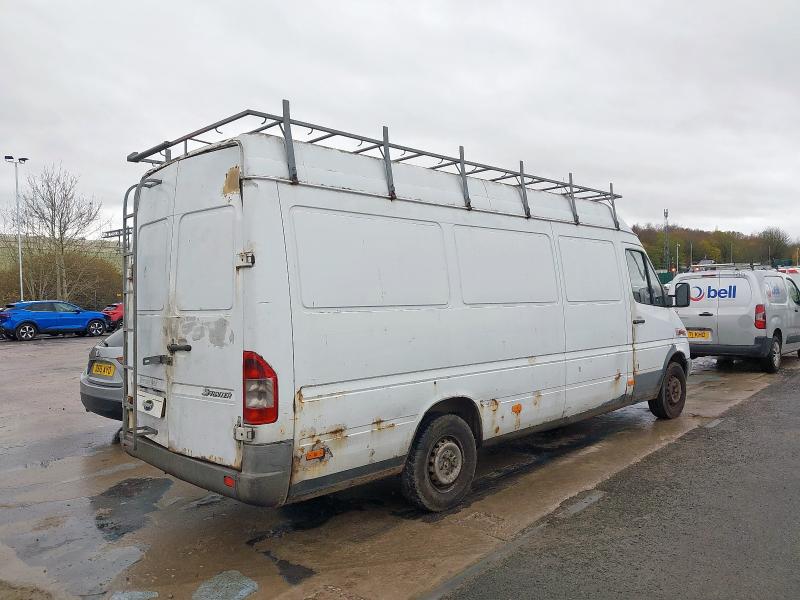 2000 MERCEDES BENZ SPRINTER 3