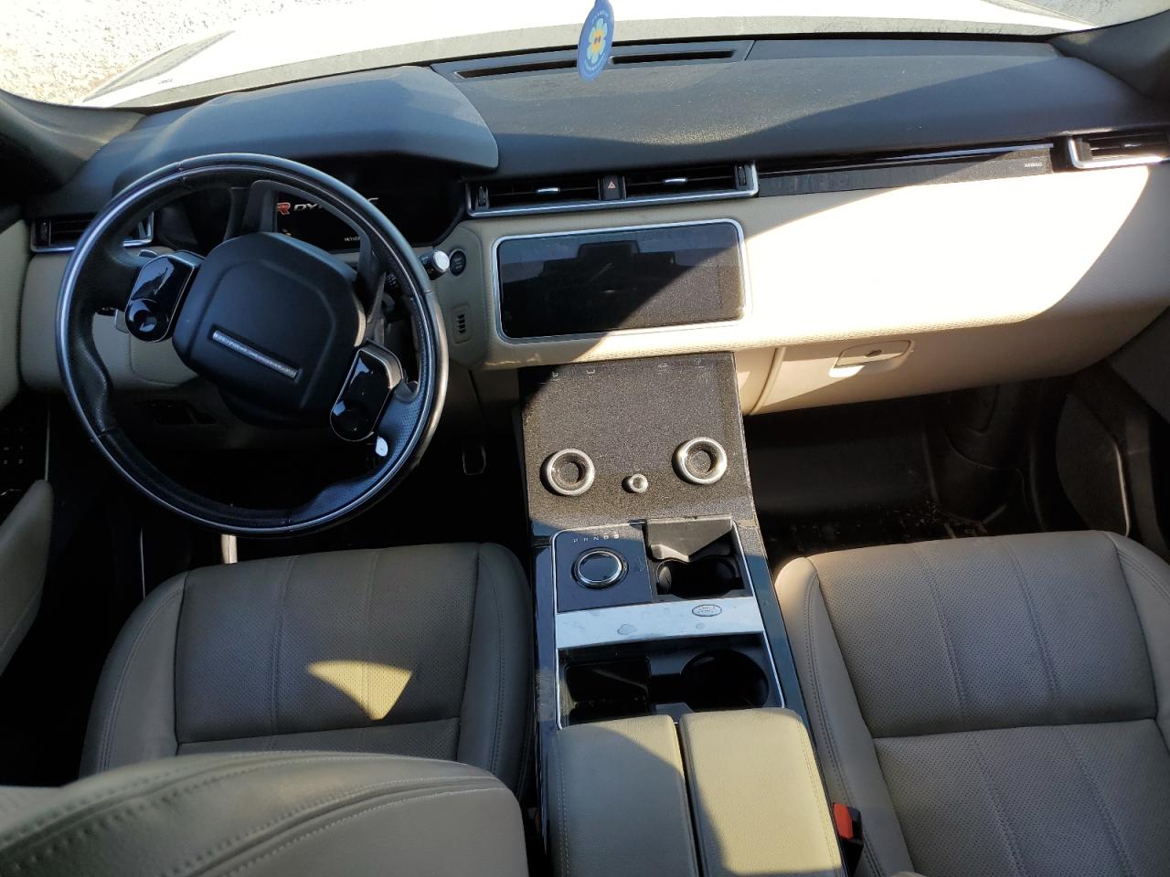 2018 Land Rover Range Rover Velar R-Dynamic Se VIN: SALYL2RX4JA713414 Lot: 92835105